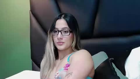 Snapshot of sophia_loreenn chatting on 01.27.25 Sofia online show from 01.27.25