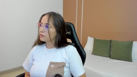 S O P H I A online show from 09.26.25