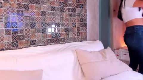 Sofi online show from 02.21.25