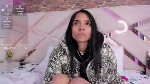 Sophia Paris online show from 10.20.25