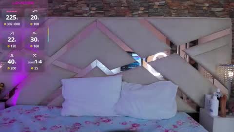 Sophia Paris online show from 11.23.25