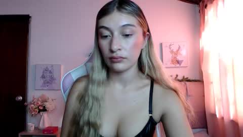 SophiaLee online show from 03.15.26