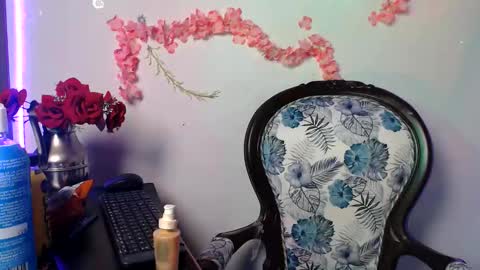 Snapshot of sophiadazza666 chatting on 10.25.25 sophia online show from 10.25.25