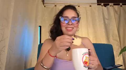 Snapshot of sophiadumont chatting on 06.21.26 Sophia online show from 06.21.26