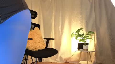 Snapshot of sophiadumont chatting on 06.30.26 Sophia online show from 06.30.26