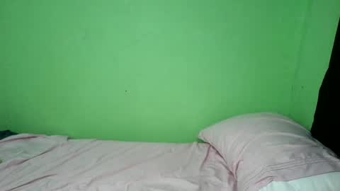 Snapshot of sophialaurel chatting on 06.12.26 sophialaurel online show from 06.12.26