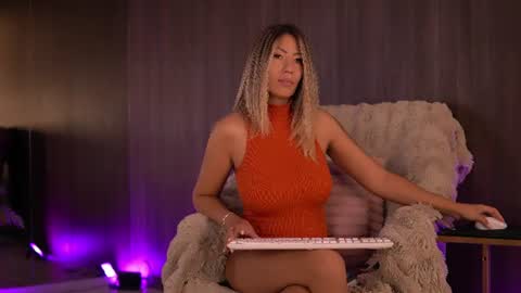 Sophie online show from 07.23.26
