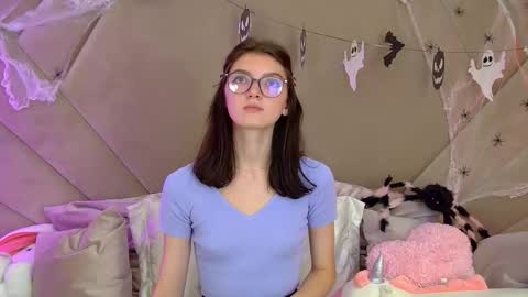 SophiaProve online show from 10.24.25