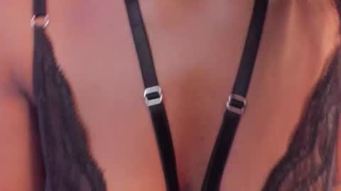 SophiaSmiths online show from 01.18.26