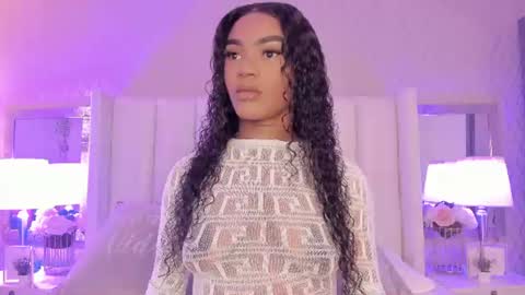 SophiaSmiths online show from 06.27.26