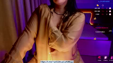 Snapshot of sophiasoft chatting on 06.23.26 Sophia online show from 06.23.26