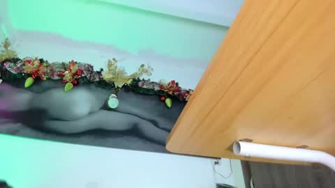 Snapshot of sophie_004 chatting on 12.14.25 sophie_004 online show from 12.14.25