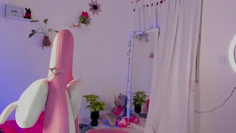 sophie doll online show from 12.16.24