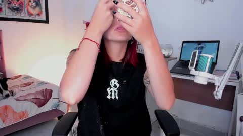 Snapshot of sophie_dolly_ chatting on 04.03.26 sophie doll online show from 04.03.26