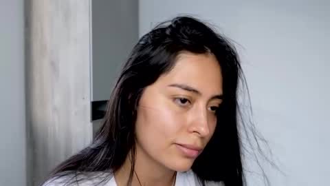 Snapshot of sophie_foxxx chatting on 02.12.25 Sophie online show from 02.12.25