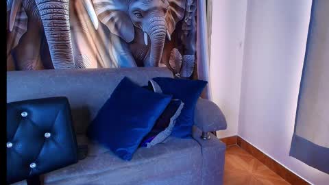 Snapshot of sophie_janner chatting on 01.09.26 SOPHIE JANNER online show from 01.09.26