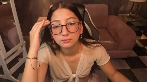 sophie_jones_b online show from 03.20.26