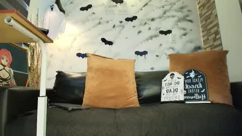 Snapshot of sophie_littles chatting on 10.23.25 Sophie online show from 10.23.25