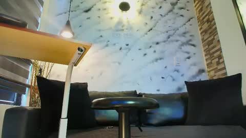 Snapshot of sophie_littles chatting on 11.24.25 Sophie online show from 11.24.25