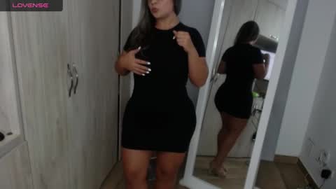 Snapshot of sophie_lopez1 chatting on 03.08.25 Sofa online show from 03.08.25