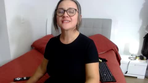 Sofa online show from 03.04.26