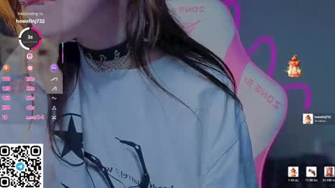 sophie_nomenal_ online show from 05.04.26
