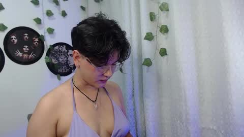 sophie_ross1 online show from 11.28.25