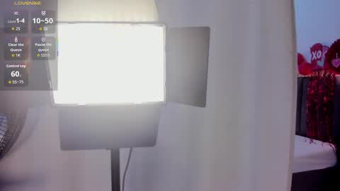 sophie_smith19 online show from 02.15.26