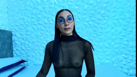 sophie_willow online show from 04.19.26