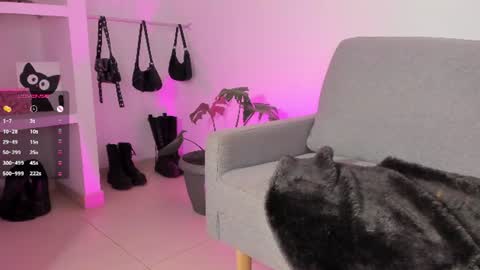 sophie  online show from 07.18.26
