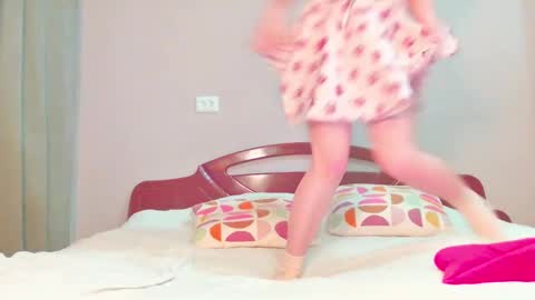 Snapshot of sophiechan69 chatting on 01.16.25 ShopieChan69 online show from 01.16.25