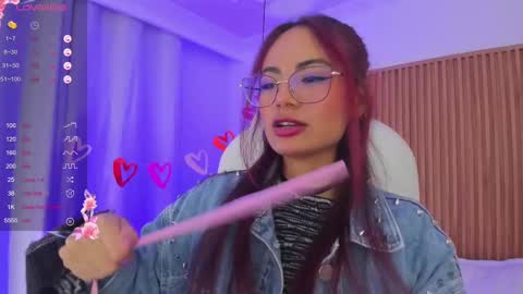 Snapshot of sophiecherry_ chatting on 02.17.25   Sophie  IG sophiecherry es   online show from 02.17.25