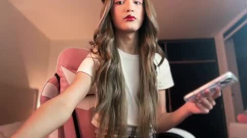   online show from 05.02.26