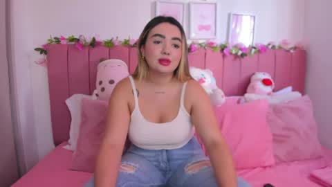 sophiee rosee online show from 04.04.26