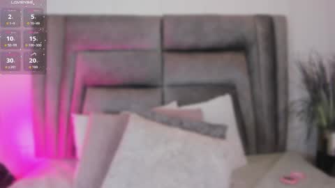 Sophie  online show from 04.23.26
