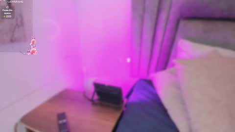 Sophie  online show from 06.25.26