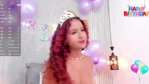 Snapshot of sophiee_velvet chatting on 02.17.25         online show from 02.17.25