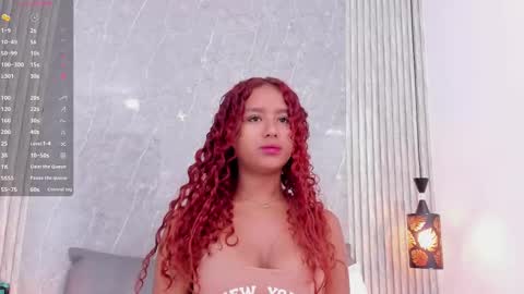 Snapshot of sophiee_velvet chatting on 02.26.25         online show from 02.26.25