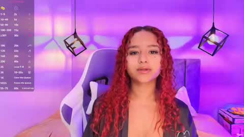 Snapshot of sophiee_velvet chatting on 09.09.25         online show from 09.09.25
