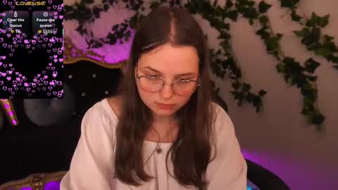 sophieedreams online show from 10.23.25
