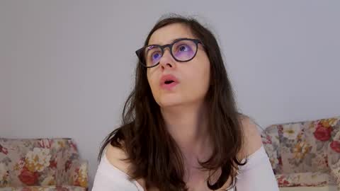 Sophie Rain online show from 10.02.25