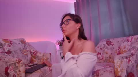 Sophie Rain online show from 08.02.26