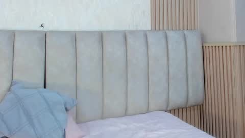 Sofa  online show from 02.27.26