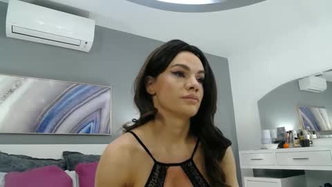 Sophie online show from 01.06.25