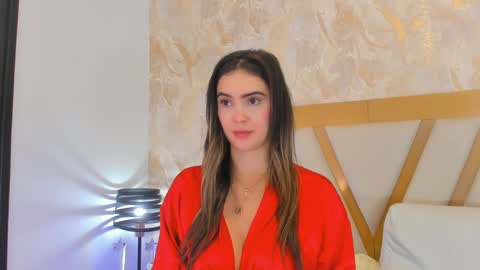 Snapshot of sophiekozlov chatting on 12.17.24 Sophie online show from 12.17.24