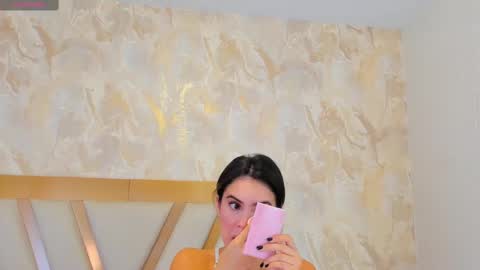 Snapshot of sophiekozlov chatting on 02.10.25 Sophie online show from 02.10.25