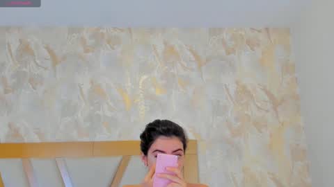 Snapshot of sophiekozlov chatting on 03.10.25 Sophie online show from 03.10.25