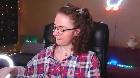 Snapshot of sophieleroux chatting on 02.27.26 sophieleroux online show from 02.27.26