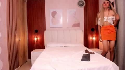 Snapshot of sophiesexxx_ chatting on 03.07.26 SOPHIE online show from 03.07.26