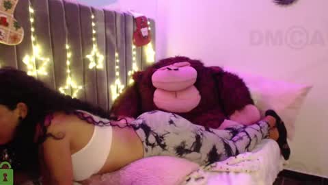 Sophia this is not my real name online show from 12.22.24